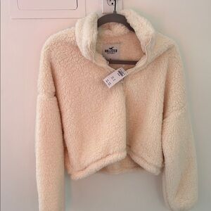 Hollister Sherpa cropped pullover